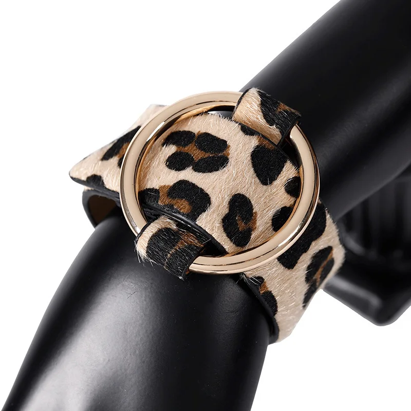 

Newest Fashion Women Wristband Charm Cuff Bracelets Leopard Print Bangles Punk Leather Bracelet For Ladies Bangle Bijoux Jewelry