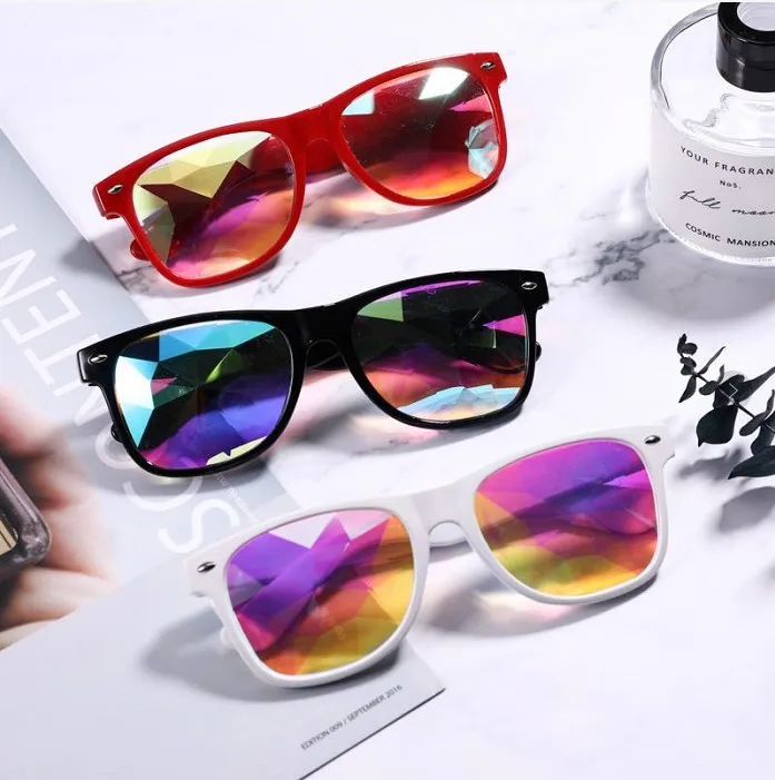 

2019 Kaleidoscope Cat Eye Festival Glass 2018 Vintage Faceted Mosaic Glasses Women Rave Diamond Retro Rice Nail Sunglasses