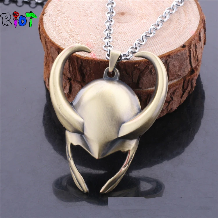 Темный мир Loki ожерелье со шлемом фильм Мстители маска Союза Тор leigong Рокки