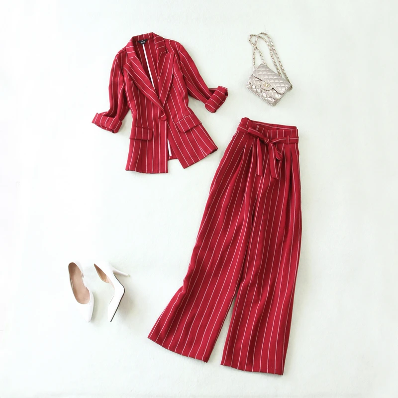 

Women's 2019 spring and summer new large size red and white strips 7 quarters sleeve small suit + wide leg trousers linen set