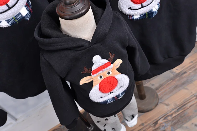Одинаковые комплекты для семьи на год и Рождество зимний свитер флисовая одежда с капюшоном для мамы, папы и детей, одежда для всей семьи