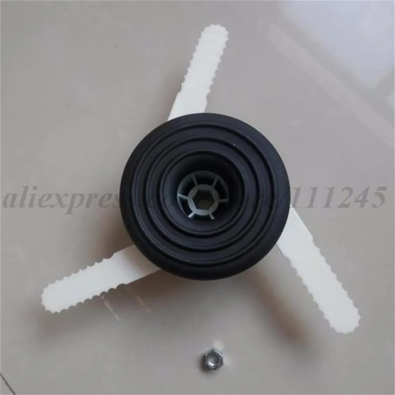 TRIMMER HEAD WITH 3 NYLON BLADES 370003B 3