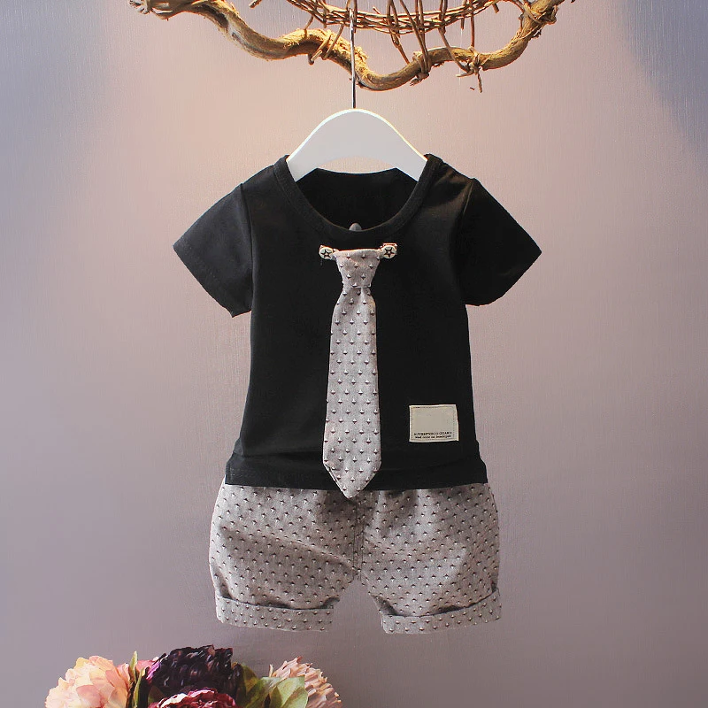 

2018 Summer Baby Clothes Set Kids Boys Necktie Solid Short Sleeve Tops+dot Shorts 2pcs Gentleman Clothing Suits