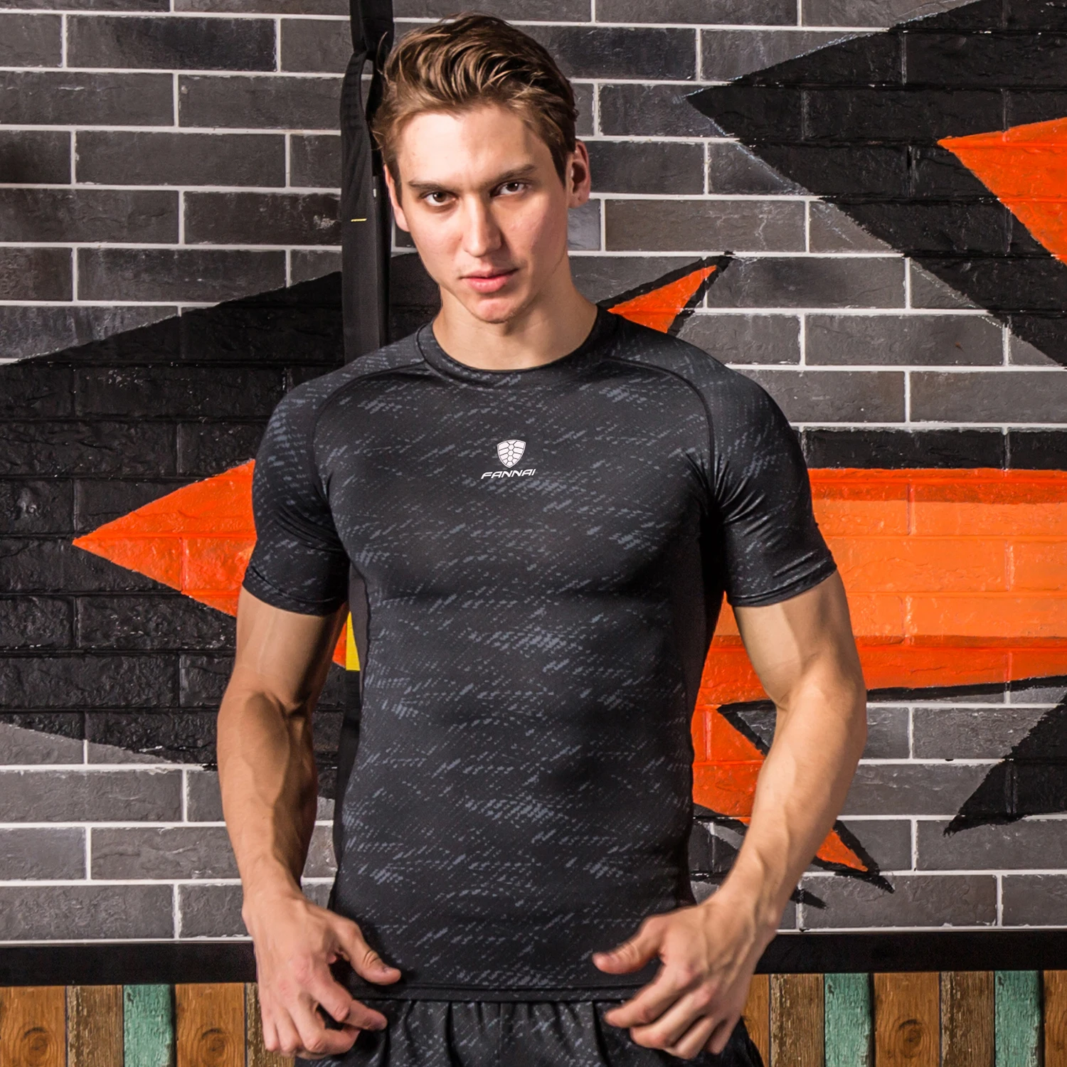 Mens Sport Compression Shirts Bodybuilding MMA Crossfit Exercise