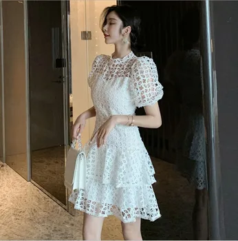 

2019 Fashion Runway Designer Sexy Hollow Out Short Dress White Elegant Holiday Party Short Dress Vestidos