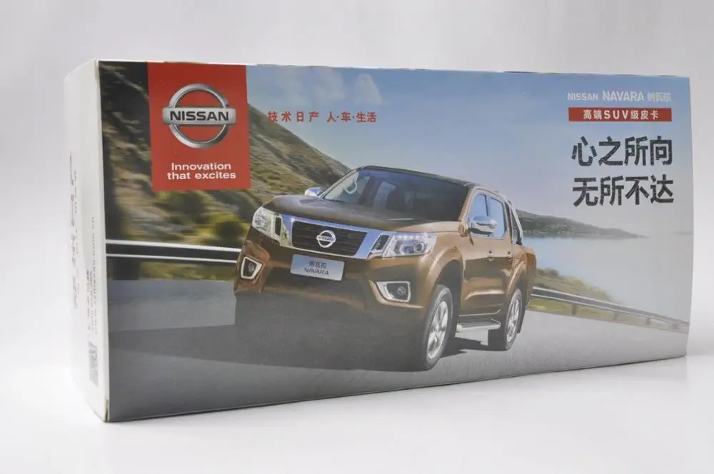 1:18 литья под давлением модель для Nissan Navara NP300 Белый Пикап сплав игрушечный автомобиль миниатюрная коллекция подарки грузовик