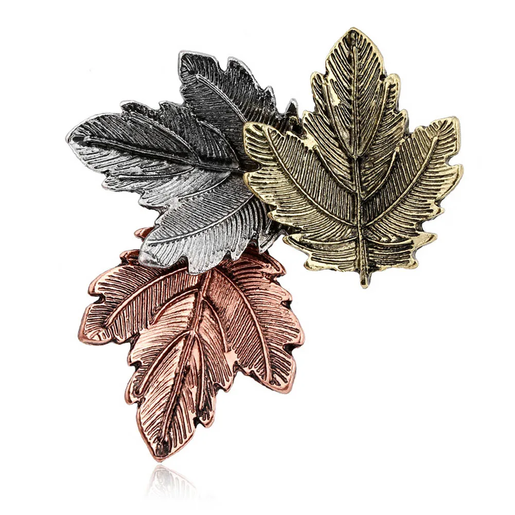 

2017 new fashion Vintage Pin Maple Leaf Brooch alloy Brooches Pins Exquisite Collar For Women Dance Party Accessories