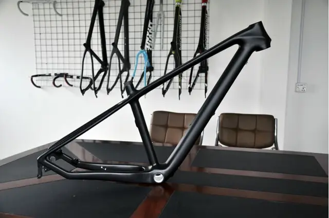 Best price at $579 Cheap Free shipping frame ultra-light aluminum alloy mountain bike assembled bicycle frame mtb frame 26er parts