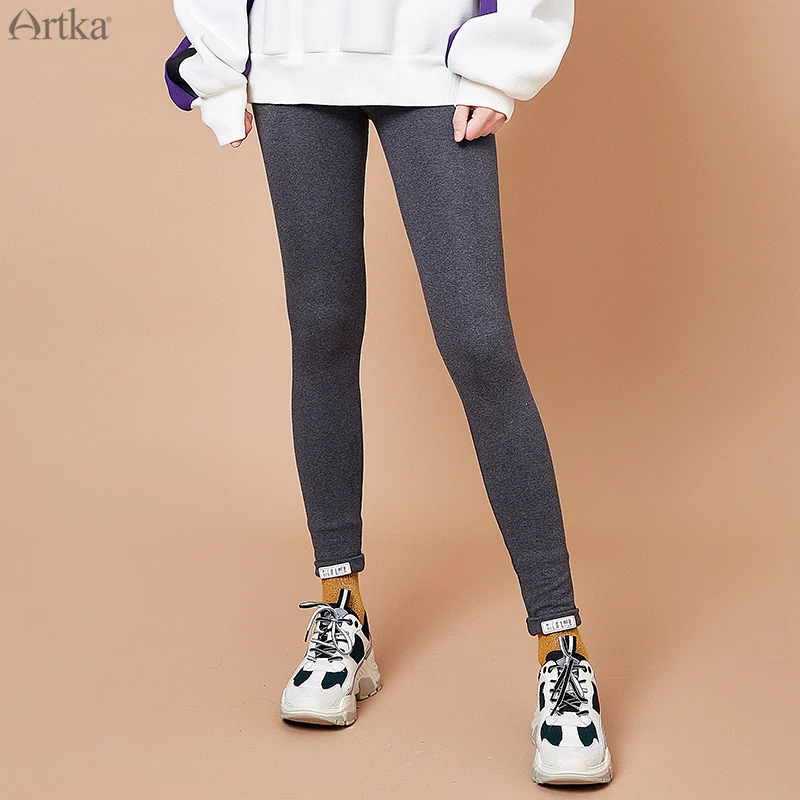 Baratos ARTKA 2019 nuevos Leggings de alta elasticidad de Color sólido para mujer moda Casual algodón todos los juegos pantalones delgados Ropa de señora KA10392C