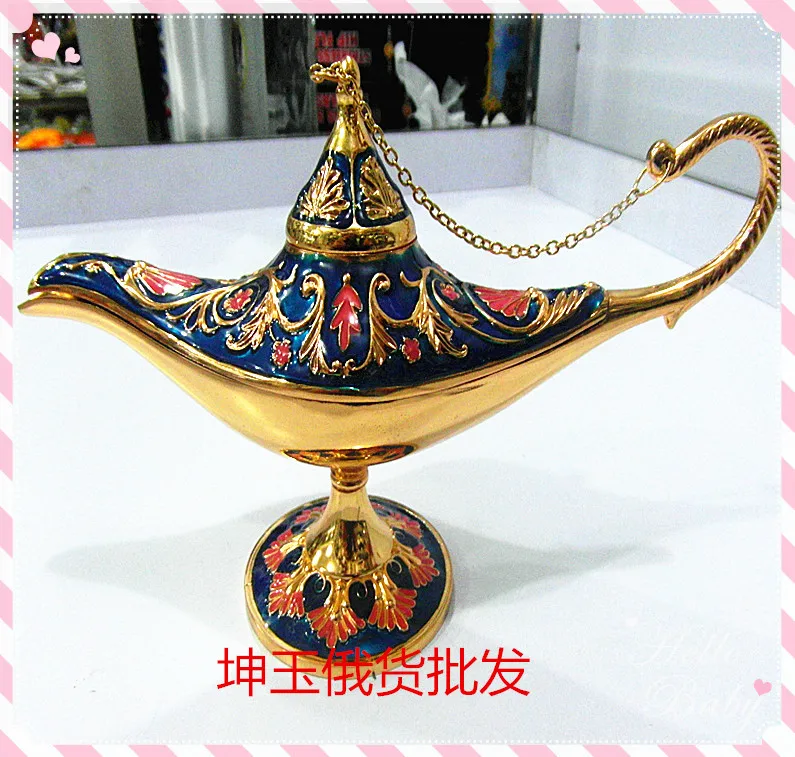 

Auspicious color festival in Phnom Penh A*laddin Genie Oil 2PCS Russian tea Pot Al--addin Pakistan lamp Decoration Bronze Silver