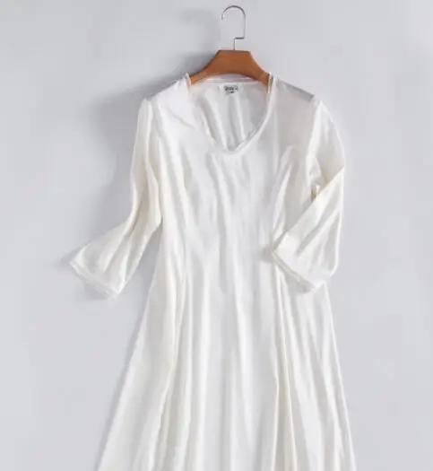 Женская сексуальная ночная рубашка, атласная Шелковая пижама принцессы, пижама с длинным рукавом, Женская белая кружевная ночная рубашка, ночная рубашка - Цвет: white 2 V-Neck
