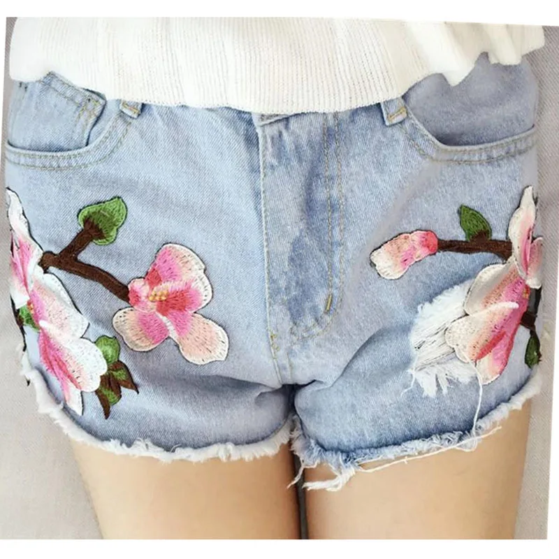 

2017 women clothing high waist embroidery appliques hole washed denim shorts Female cute fashion slim wide-leg short jeans