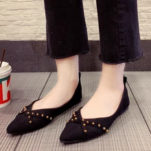 Женская Удобная обувь с закрытым носком на плоской подошве для беременных женщин, новая модная обувь на плоской подошве с острым носком и заклепками для ранней весны