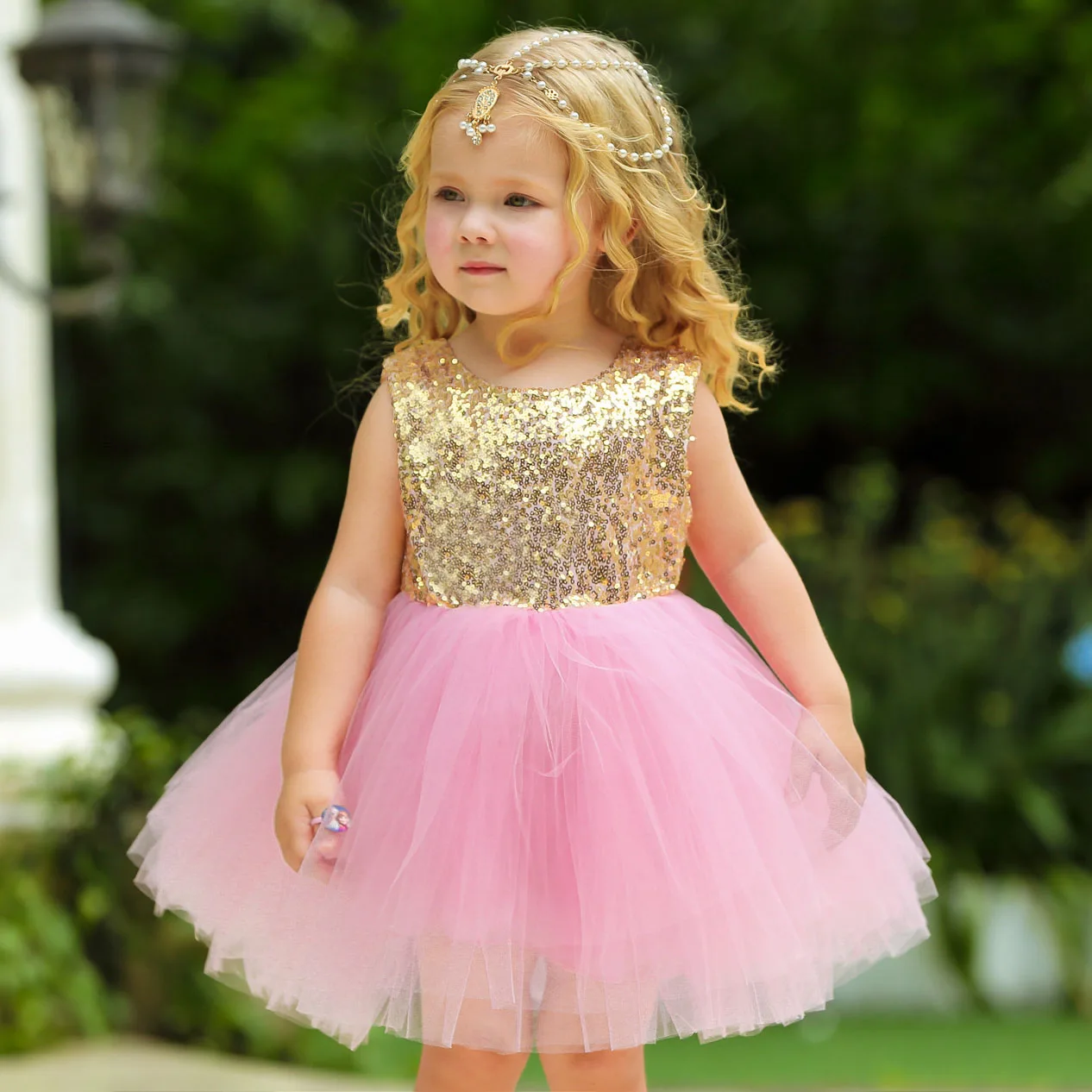 Новая модная летняя одежда для маленьких девочек Золотое и розовое сердце, открытая спина, вечерние платье-пачка с блёстками