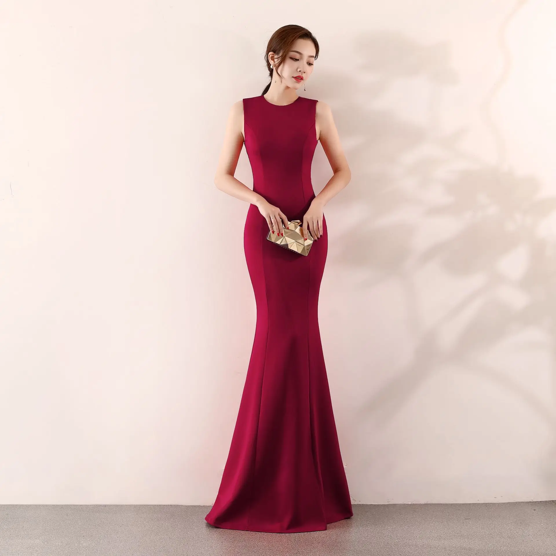 103A2368-枣红.jpg