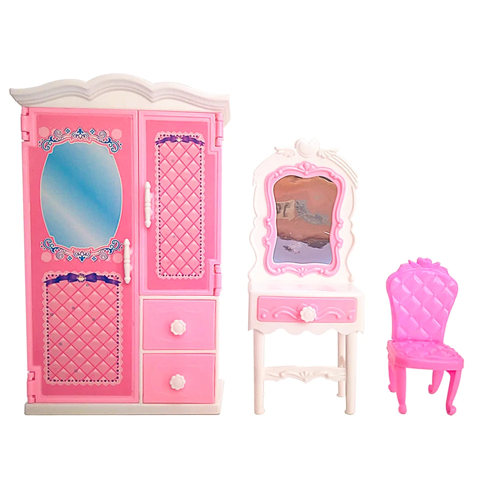 dollhouse makeup kit
