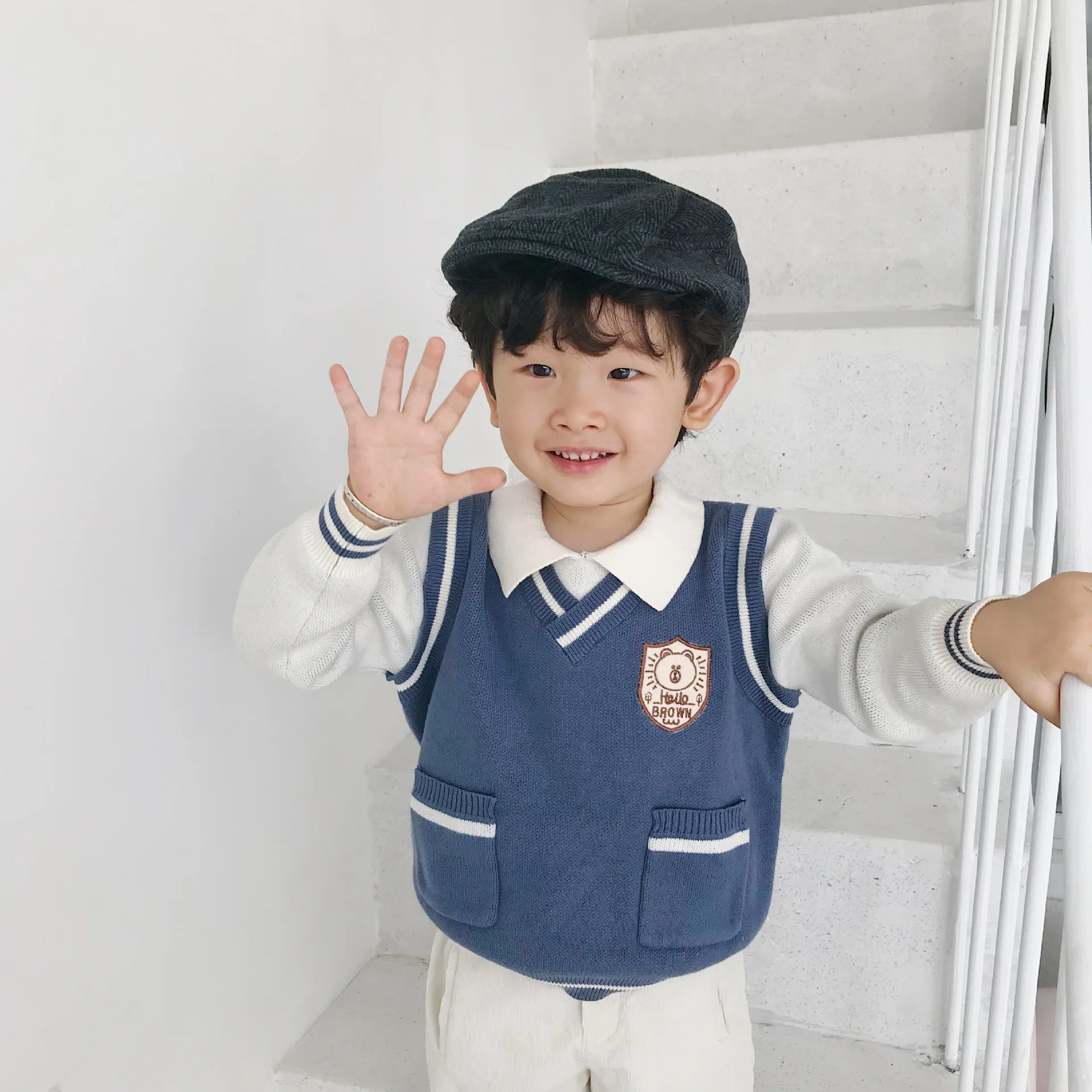 

kids sweaters 1-6T Fake two-story college children's shirt blue vest shirt stitching gentleman British style sweater