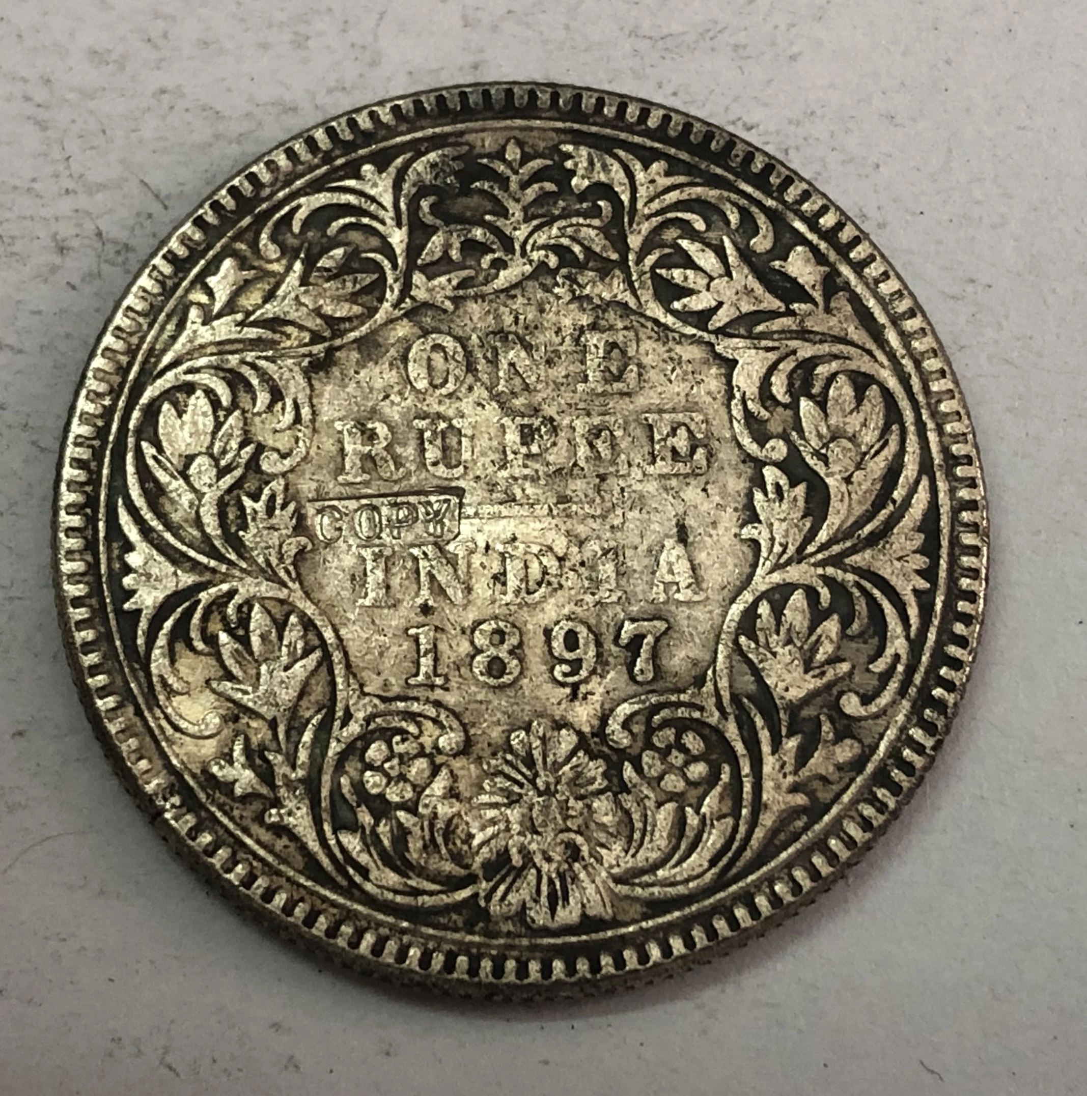 

1897 India - British 1 Rupee - Victoria