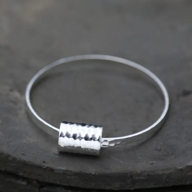 

S925 handmade silver simple hammer texture flat men and women ethnic bangle (SYF)