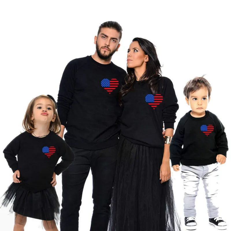 

Family Shirts Outfits Daddy Mommy Baby Cotton Pullover Love Printing Family Look Couples Matching Clothing Christmas Pajamas