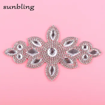 

new design Patches with DMC Class hotfix rhinestone Handmade Iron-on cloth T-shirt Jacket accessory floral beauty DIY patch