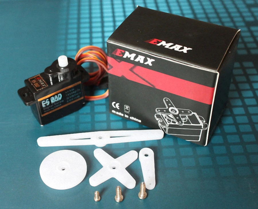 EMAX-ES08D-II-Plastic-8g-High-precision-digital-steering-Servo-For-Fixed-Wing-RC-Airplane (1)
