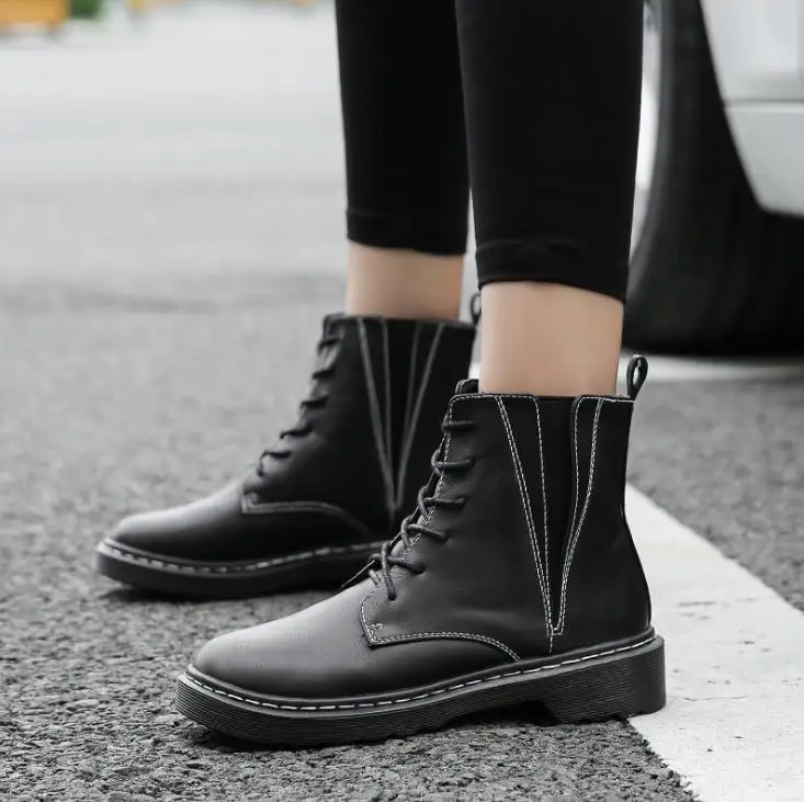 

New high-heeled shoes, thick with a single shoe buckle shallow mouth thick waterproof platform versatile