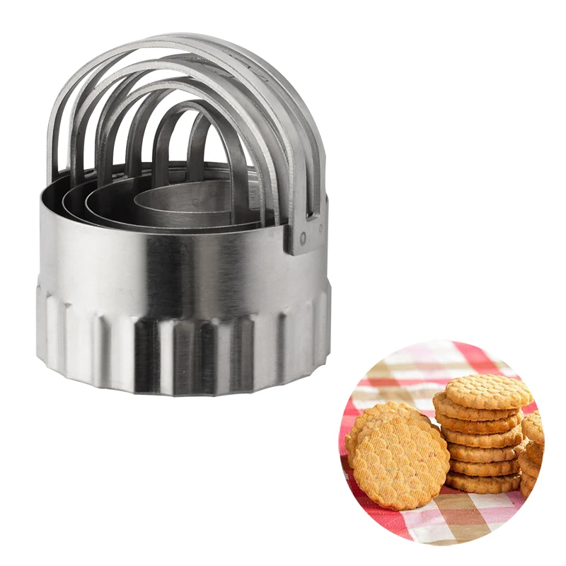 

4Pcs/Set Stainless Steel Round Wavy Biscuits Mould Practical Mousse Cake Cutter Pastry Sugarcraft Mold Essential Kitchen Tools