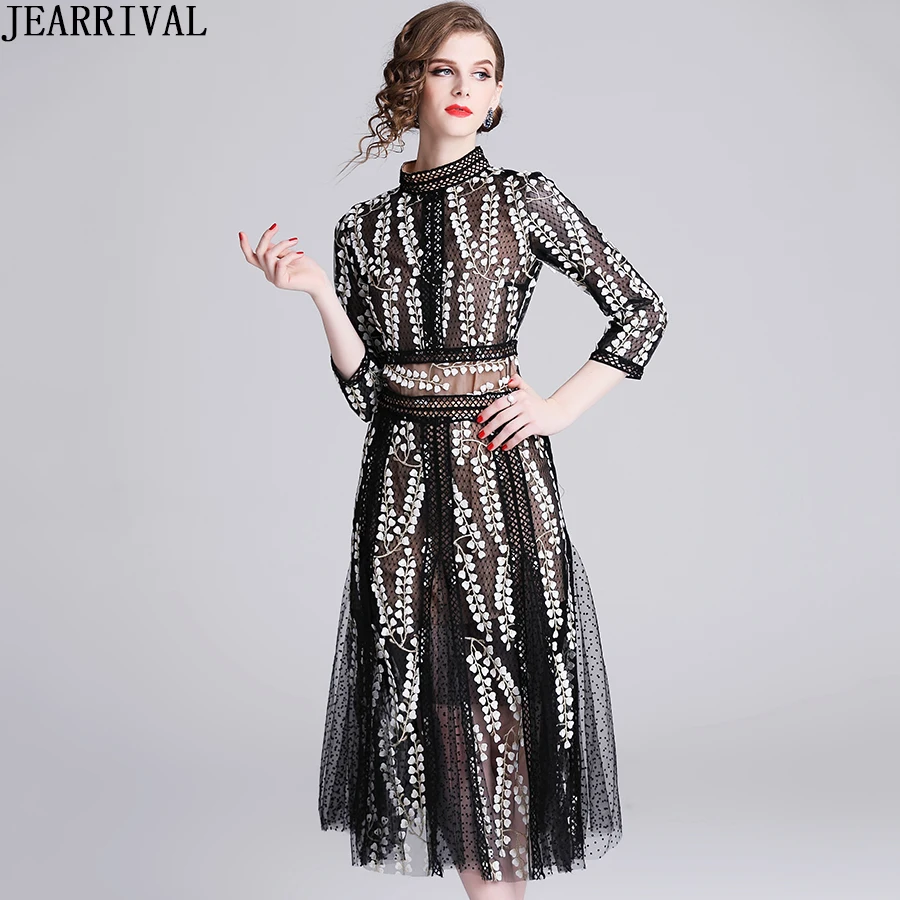 

2019 Spring Mesh Embroidery Dress Women 3/4 Sleeve Stand Collar Fashion A-Line Slim Vintage Party Dresses Vestidos Robe Femme