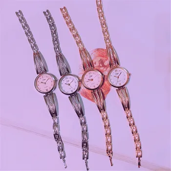 

2018 Fashion Wristwatches Women V-shaped Crystal Bracelet Quartz Watches Luxury Roman Numerals Dial Ladies Dress Kol Saati