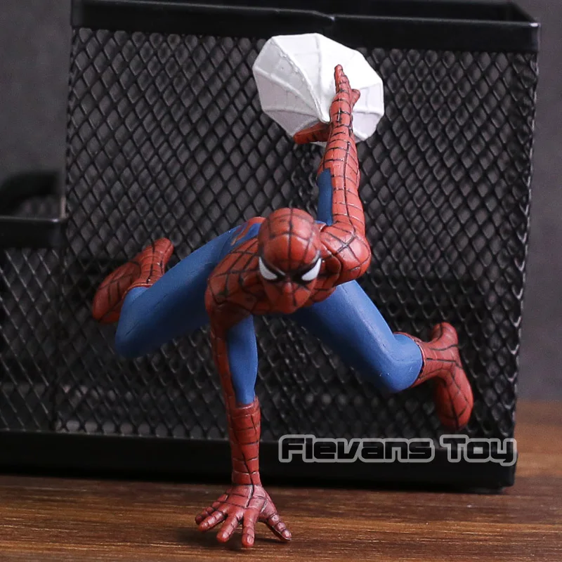 

Marvel Spiderman Mini PVC Figure Toy Spider Man Car Home Decoration Doll with Magnet