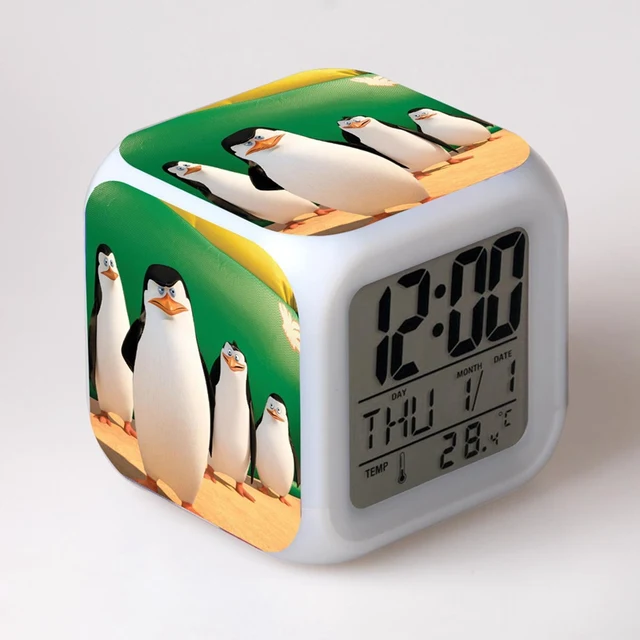 America MovieThe Penguins of Madagascar Alarm Clock Led Light 7 Color
