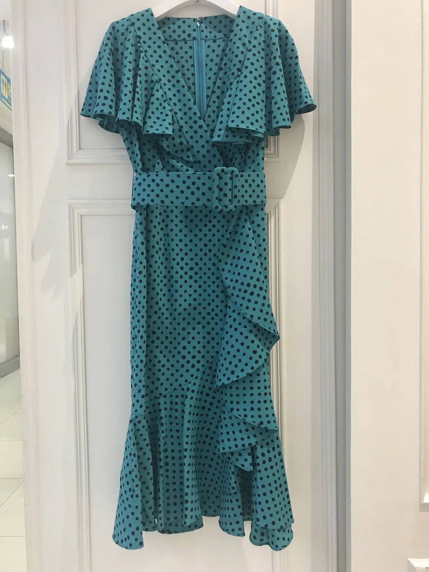 

2019 new ladies fashion short-sleeved V-neck belt ruffled wave dress 0628
