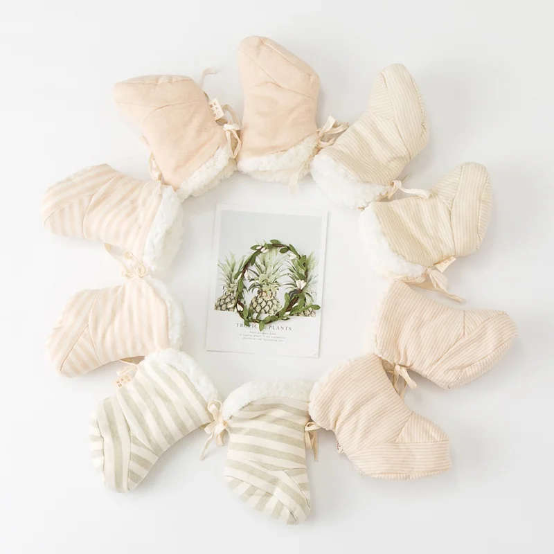 

Newborn Baby Boys Girls Shoes Toddler Winter Warm Socks Thickening Plus Velvet Cotton Shoes Covers Crib Shoes Baby Boots 6-12M