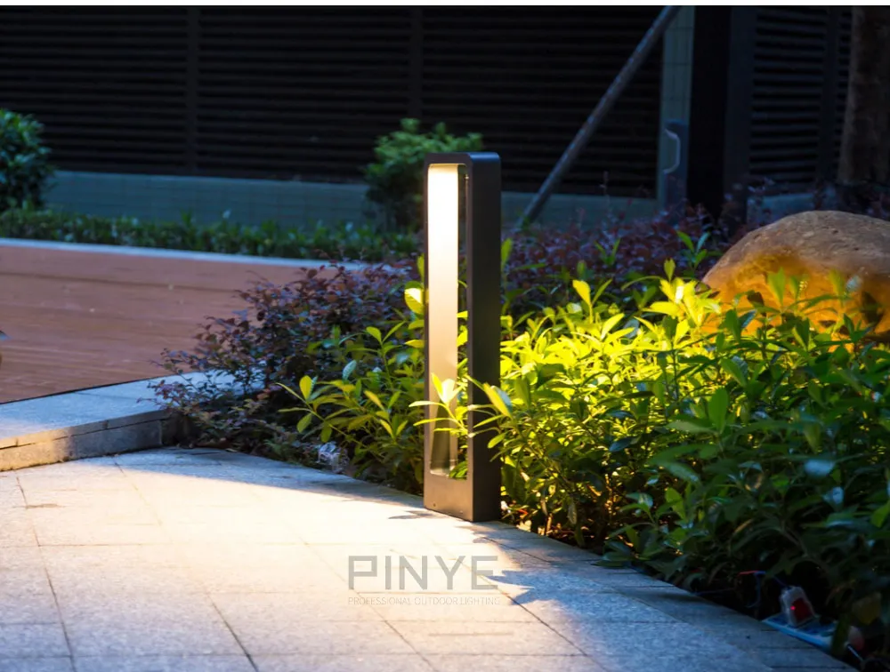 Single door lawn light11
