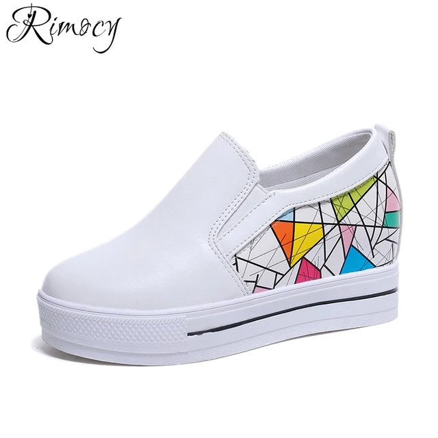 รองเท้าแฟชั่นสวยๆ รองเท้าแฟชั่น รองเท้าแฟชั่นเกาหลี หลากแบบหลายสไตล์