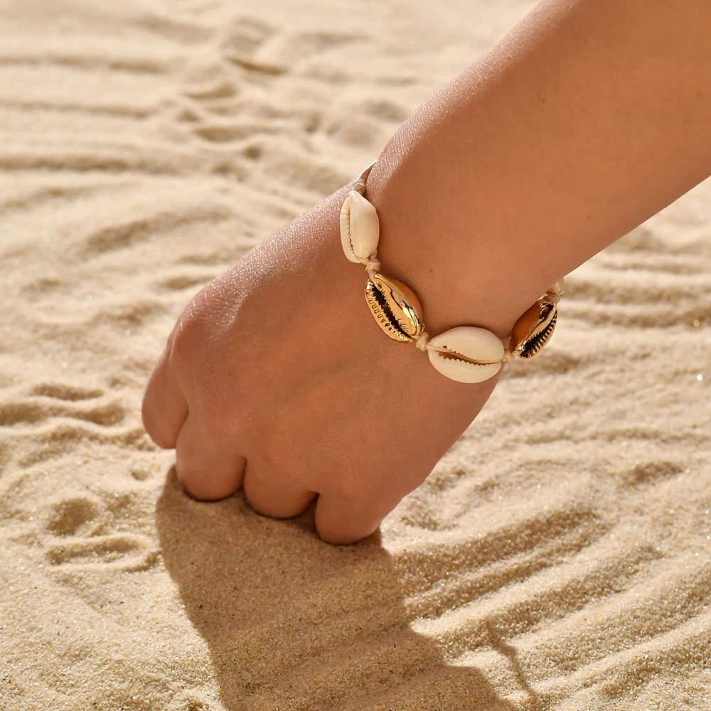 

MESTILO Bohemia Gold Silver Color Cowrie Shell Bracelet For Women Rope Chain Bead Charm Bracelet 2019 Lady Fashion Beach Jewelry
