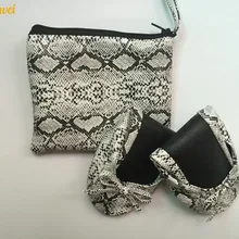 Модные складные женские балетки на плоской подошве в красочном стиле для продвижения брендового магазина