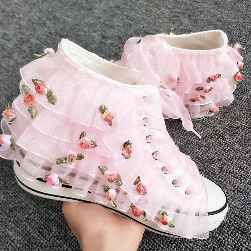 Новинка; эксклюзивные розовые парусиновые туфли на шнуровке с объемным милым цветком; женские высокие туфли на шнуровке; парусиновые туфли на плоской подошве с изображением феи