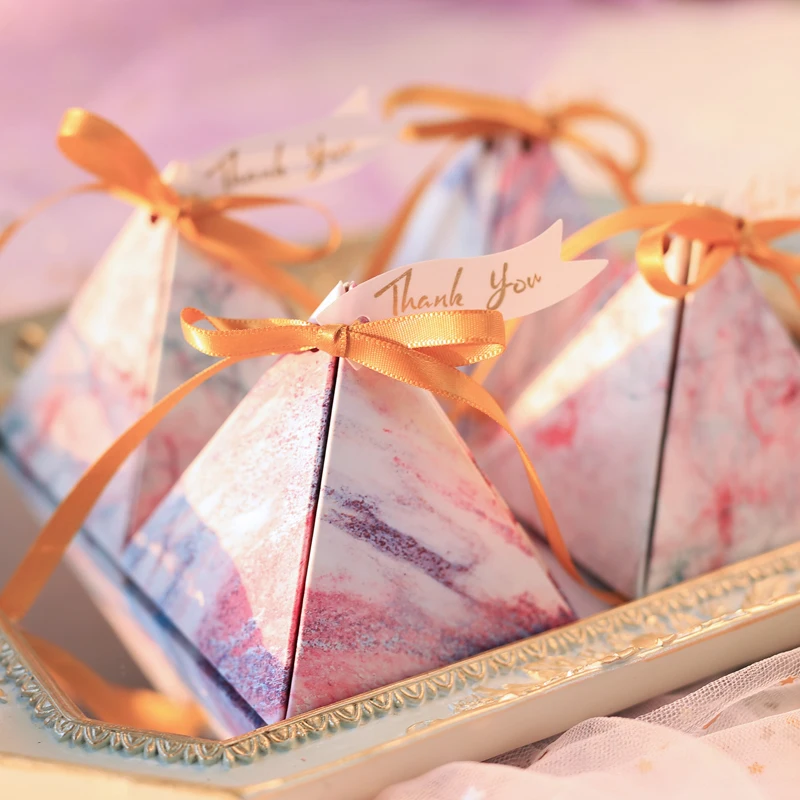 

Triangular Pyramid Colorful Marble Style Candy Gift Box with Ribbon Paper Candy Bags for Wedding Party Decorations Supplies