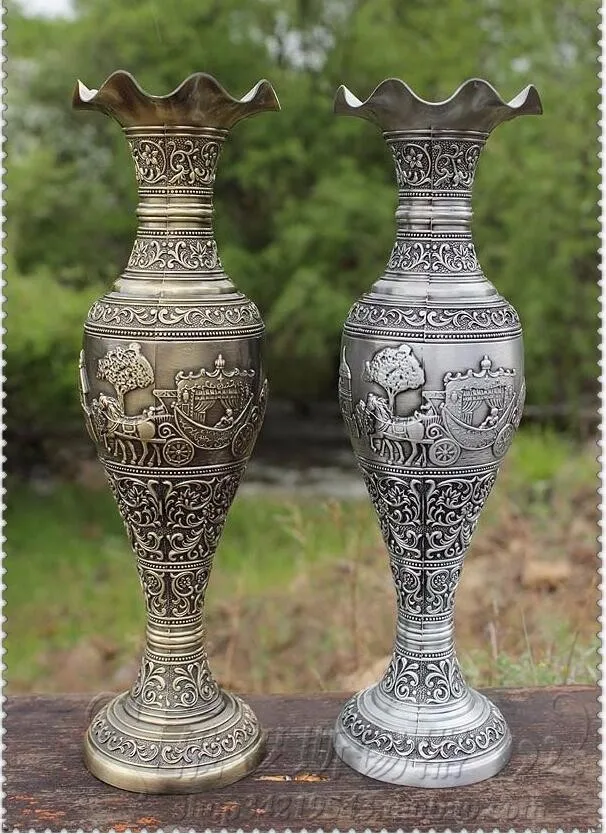 H30cm Европейский среднего размера Ретро гравированных металлических Настольный вазы украшения ваза для украшения дома аксессуары HP022