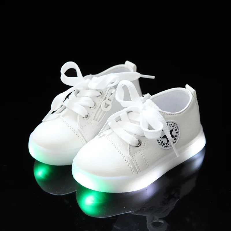 

2018 New European fashion hot sales baby shoes Shinning Cute girls boys shoes lighting Cool kids baby glowing sneakers