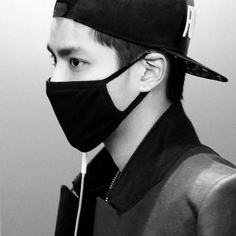 Масочный режим маска. Ковид 19 люди в масках россия. Прийти в маске. Человек в маске и перчатках. Прийти в маске.