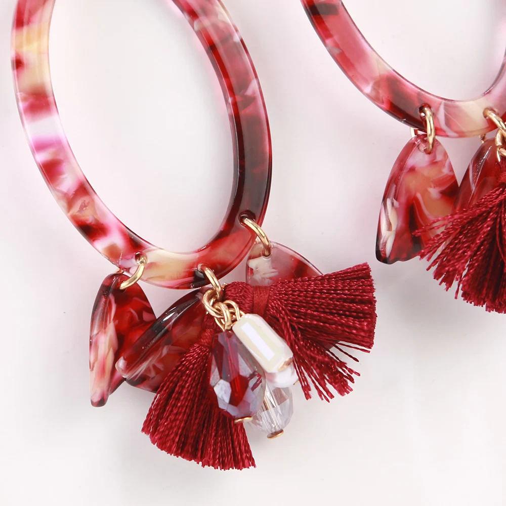 US-109008-RED-DETAIL