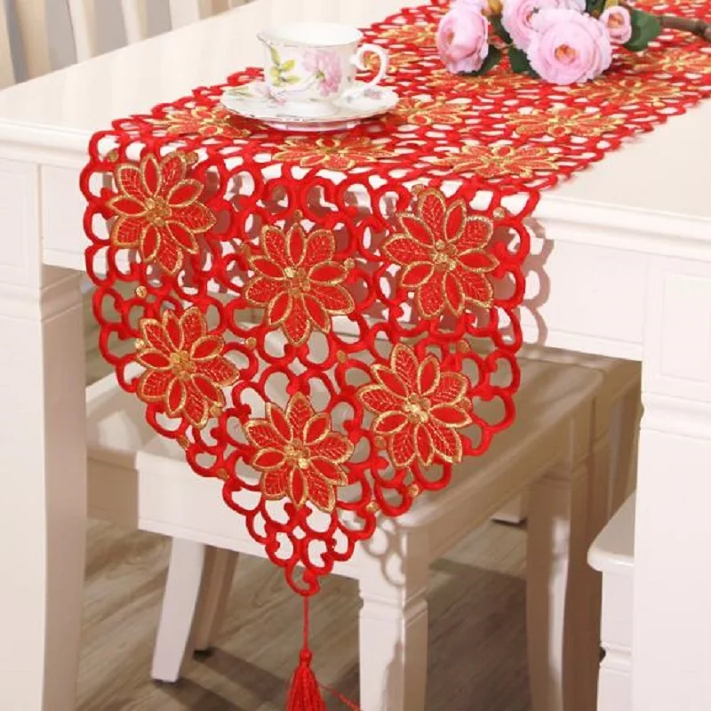 

WINSTBROK Classic European Runners Hollow Modern Table Runners Embroidered Table Runner Decoration On The Table