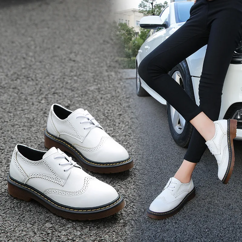 

zapatos mujer 34-43 plus size women flat shoes quality leather fretwork brogue shoes woman lace up oxford creepers derby shoes