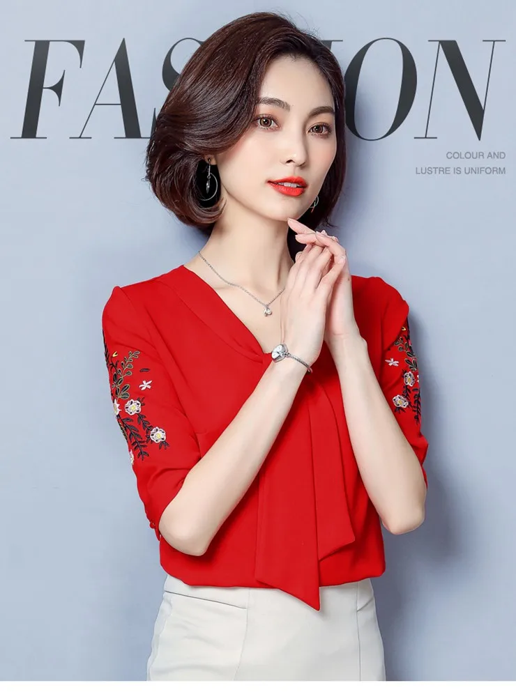 2018 New Arrival Lady Blouse Summer Fashion Shirts Floral Embroidered Tops Plus Size Short Sleeve Office Chiffon Blusas Feminina (1)