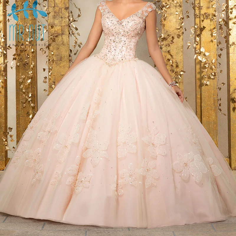 

Luxury Crystals Ball Gown Quinceanera Dresses Beaded Open Back Pageant Gown Long Tiered Organza vestido de festa debutante