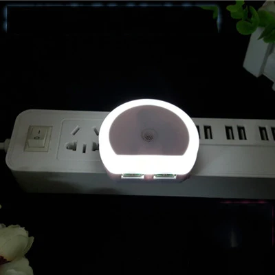 Светодиодный Светильник-ночник с двойным usb-портом, настенное зарядное устройство для телефона, настенный светильник с вилкой Стандарта ЕС/США, сенсорная розетка, настенный светильник с датчиком дня и ночи - Испускаемый цвет: white