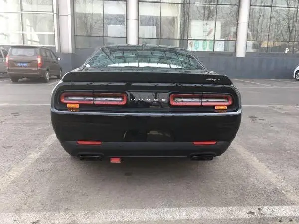 

For Dodge Challenger Spoiler High Quality ABS Material Car Rear Wing Primer Color Rear For Dodge Challenger Spoiler 2015+